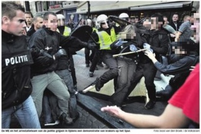 Angriff der Polizei auf Squat-Demo Amsterdam (Quelle: volkskrant.nl)Folgen des Polizeiangriffs